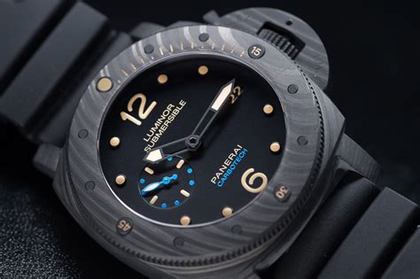 panerai luminor submersible replica watch